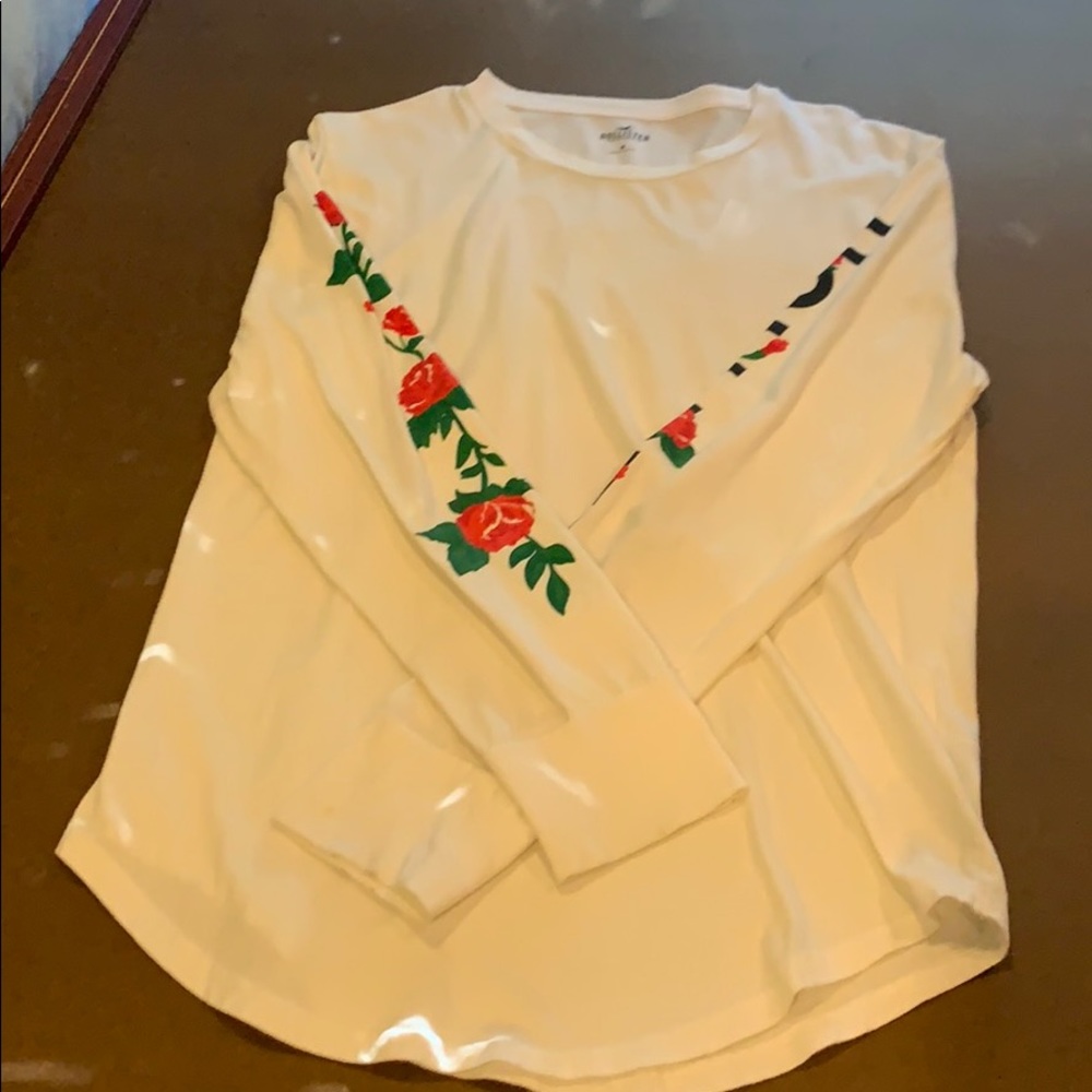Hollister Roses long sleeve shirt